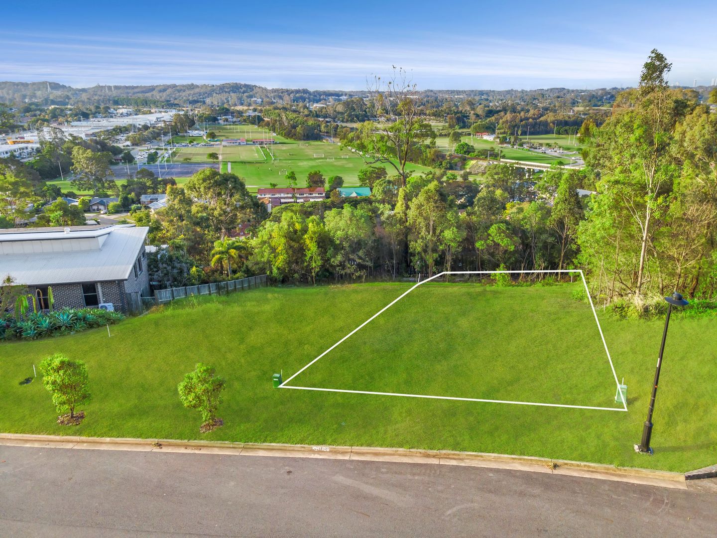 37 John Francis Drive, Carrara QLD 4211, Image 2