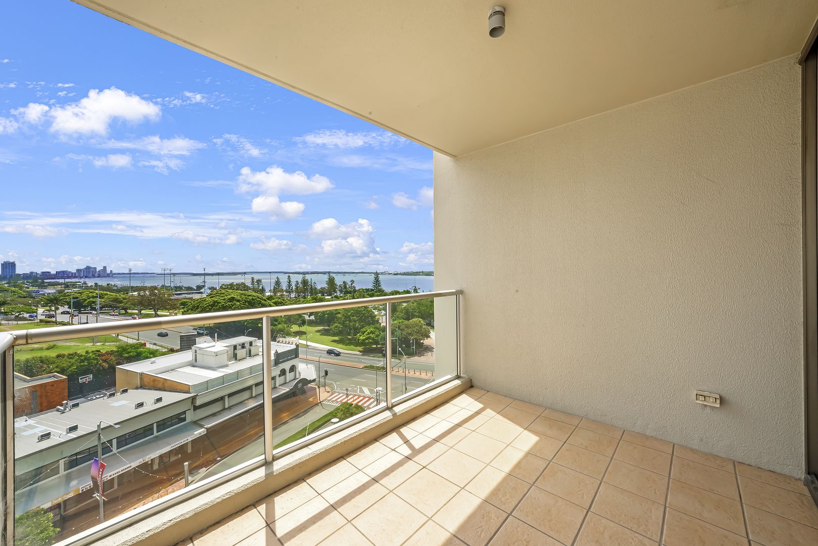 804/50 Marine Pde, Southport QLD 4215, Image 2