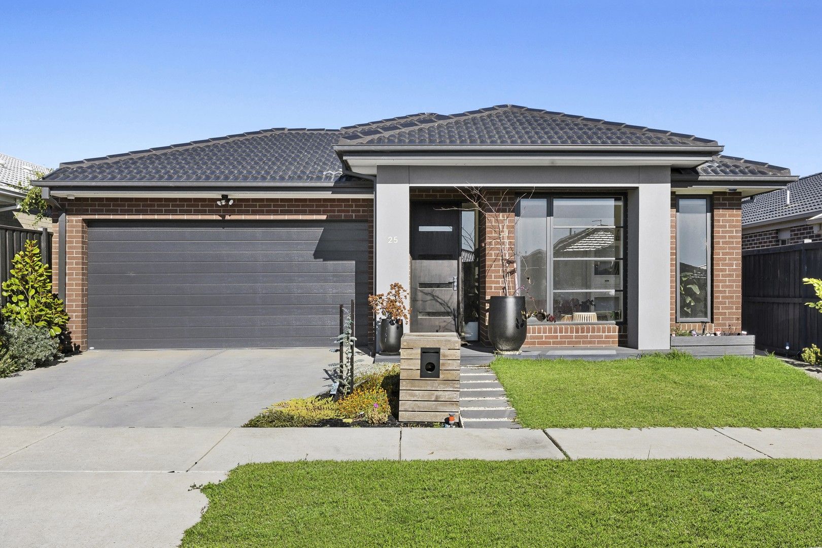 4 bedrooms House in 25 Arnold Circuit ARMSTRONG CREEK VIC, 3217