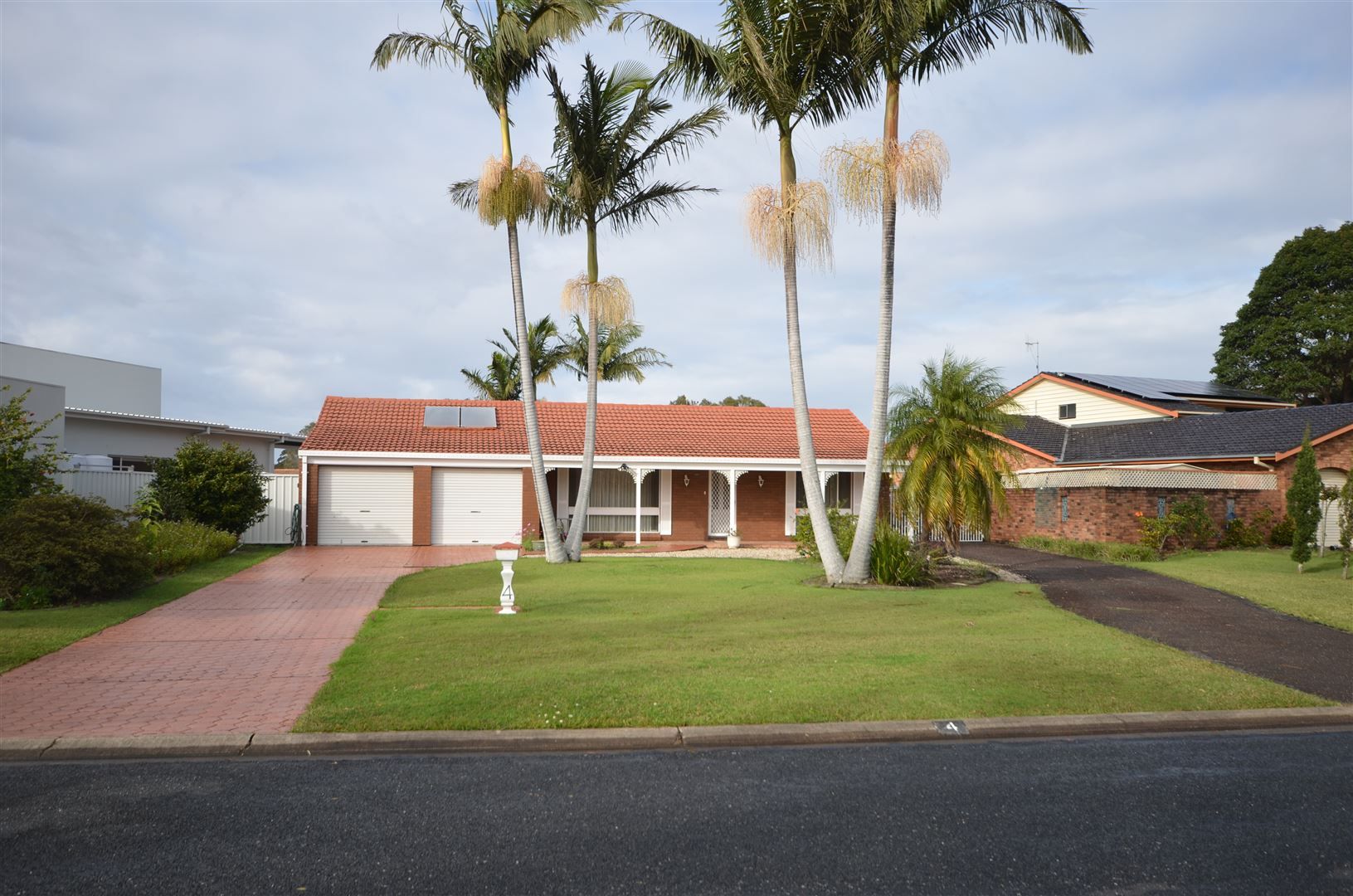 4 Laguna Place, Port Macquarie NSW 2444, Image 0