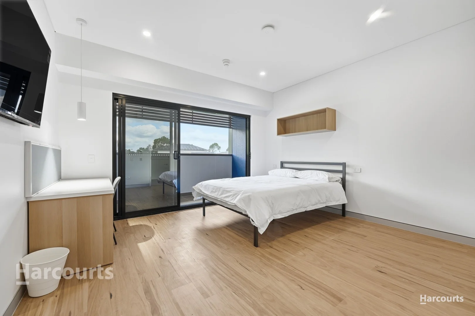 16/55 Mahoney Drive, Campbelltown NSW 2560