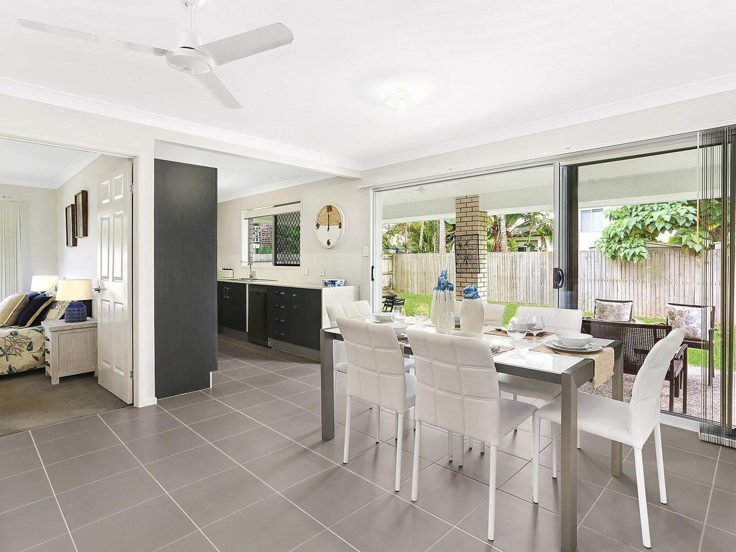 19 Flores Avenue, Palm Beach QLD 4221, Image 0