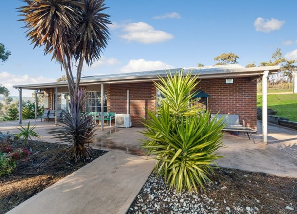 5 Hillview Drive, Broadford VIC 3658