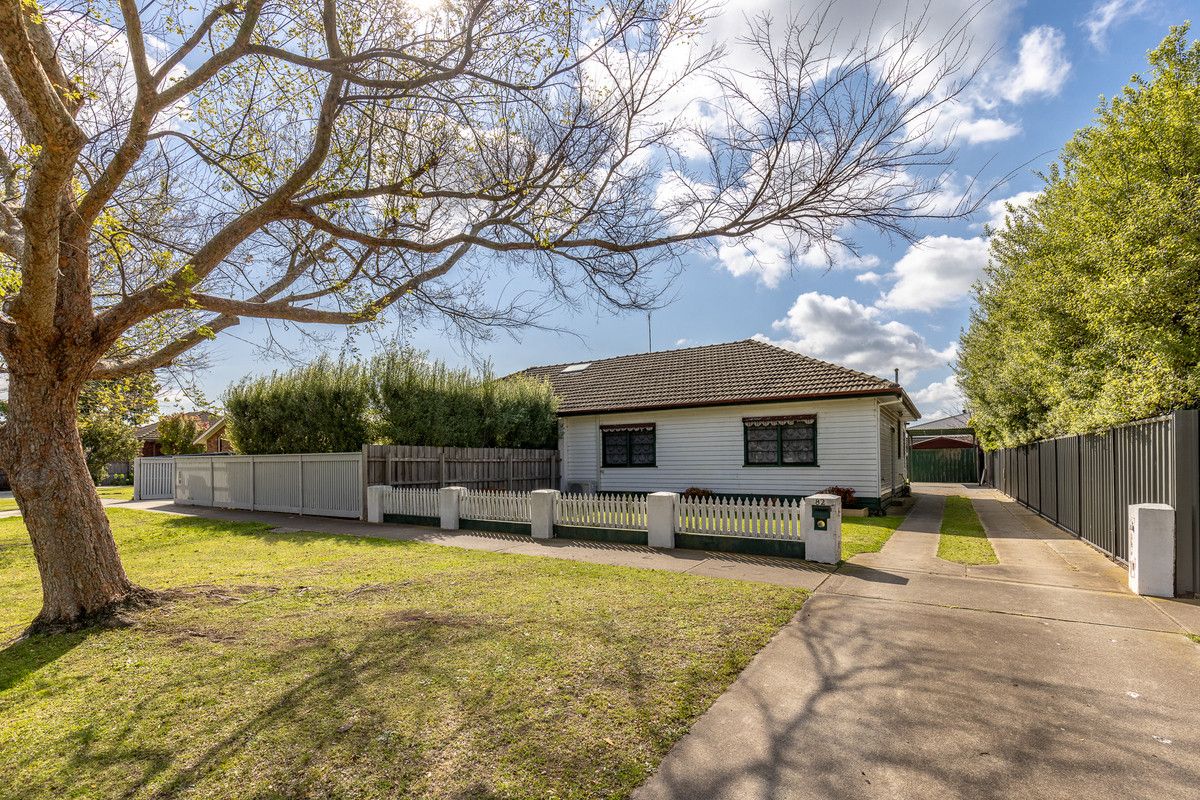8284 Palmerston Street, Sale VIC 3850 Domain