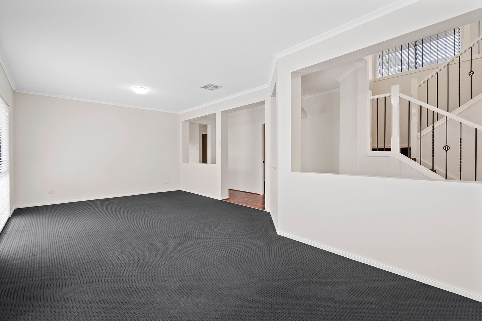 35 Lake Breeze Drive, Windaroo QLD 4207 House For Rent 800 Domain