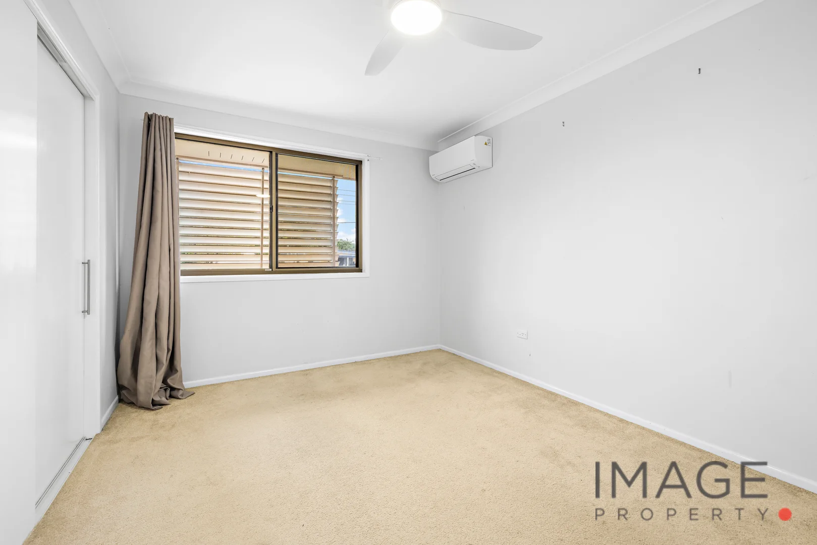 Additional image 10 of 8 Sportsground St, Redcliffe QLD 4020