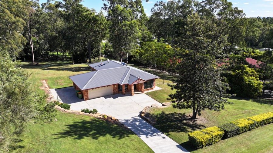 16 Chilton Court, Deebing Heights QLD 4306, Image 0