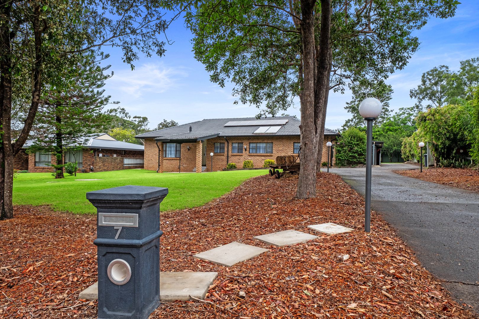 7 Level Crossing Road, Vineyard NSW 2765