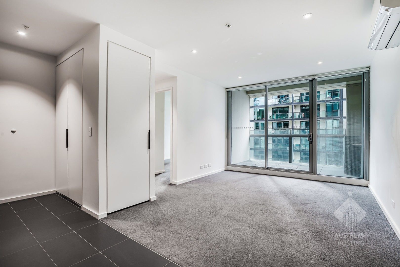 1 bedrooms Apartment / Unit / Flat in 605E/888 Collins street DOCKLANDS VIC, 3008