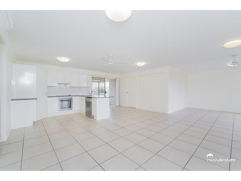 74 Abby Drive, Gracemere QLD 4702, Image 2
