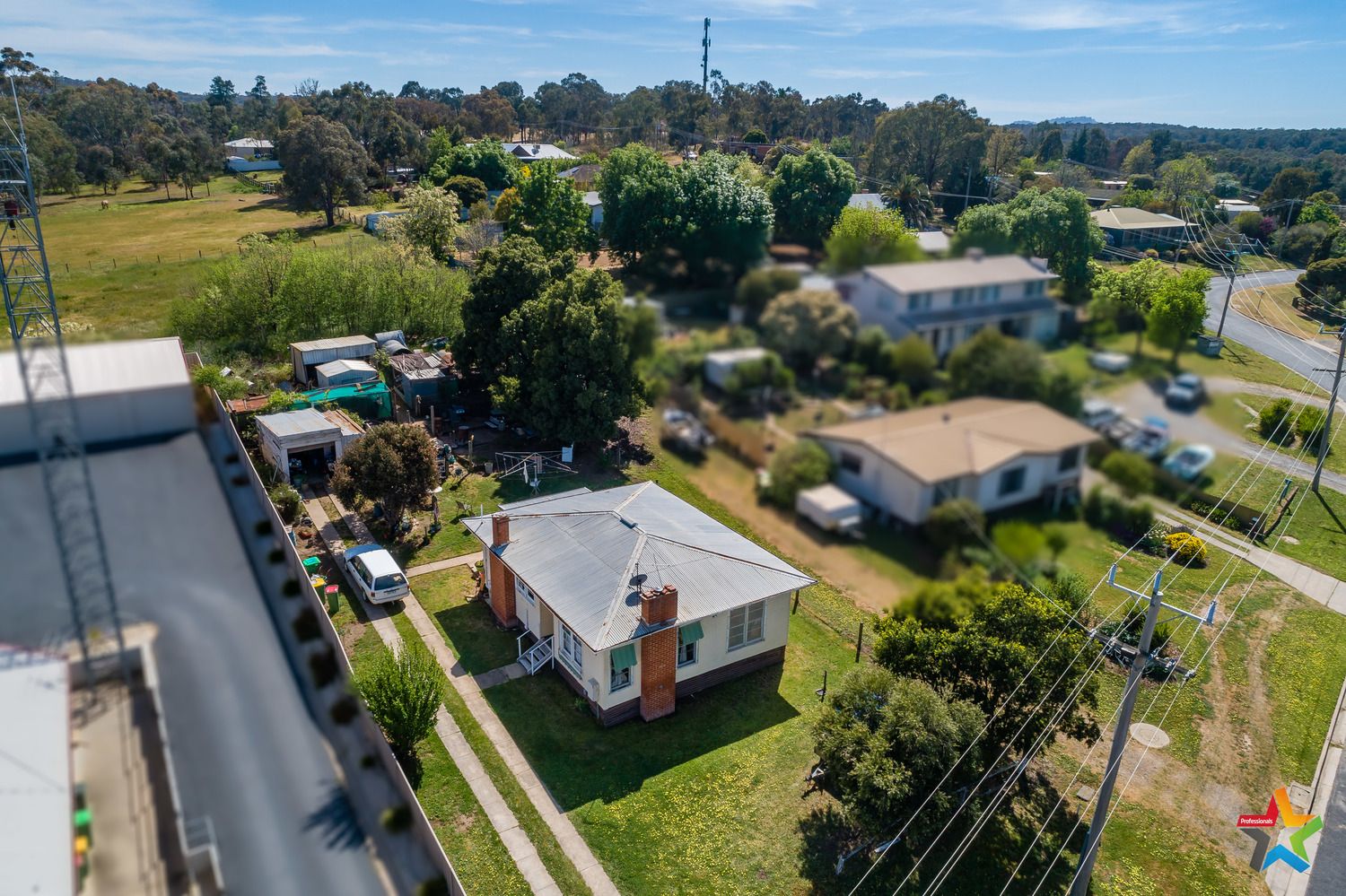 9 Crawford Street, Chiltern VIC 3683, Image 2