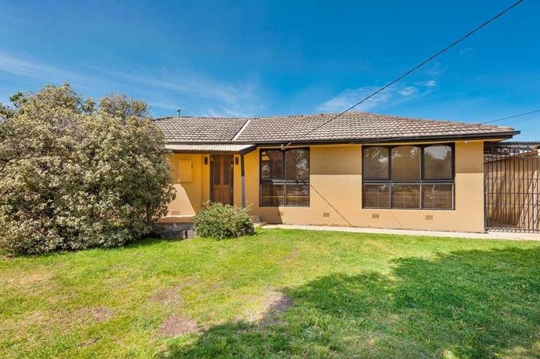 11 Letchworth Place, Epping VIC 3076, Image 0