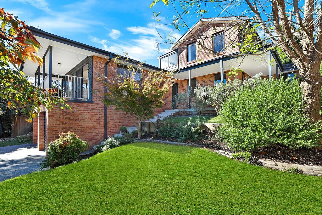 4 bedrooms House in 5 Denham Close MOSS VALE NSW, 2577