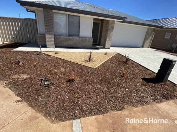 4 bedrooms House in 1167 Stebonheath Road MUNNO PARA WEST SA, 5115