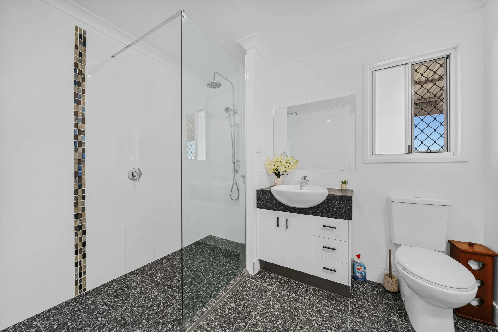 Additional image 10 of 4 Amber Street, Emerald QLD 4720