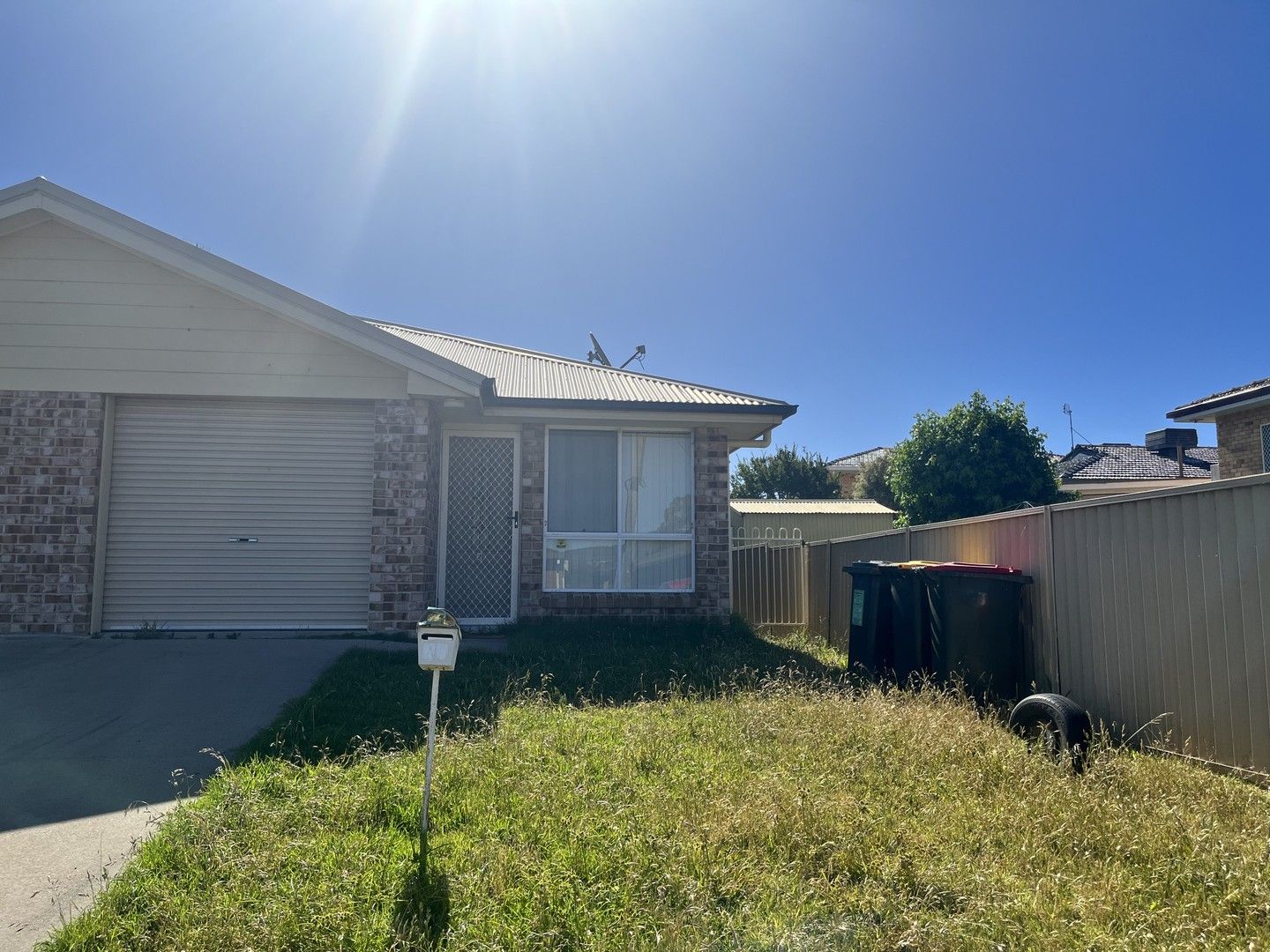 2 bedrooms House in 2/10 Karwin Street TAMWORTH NSW, 2340