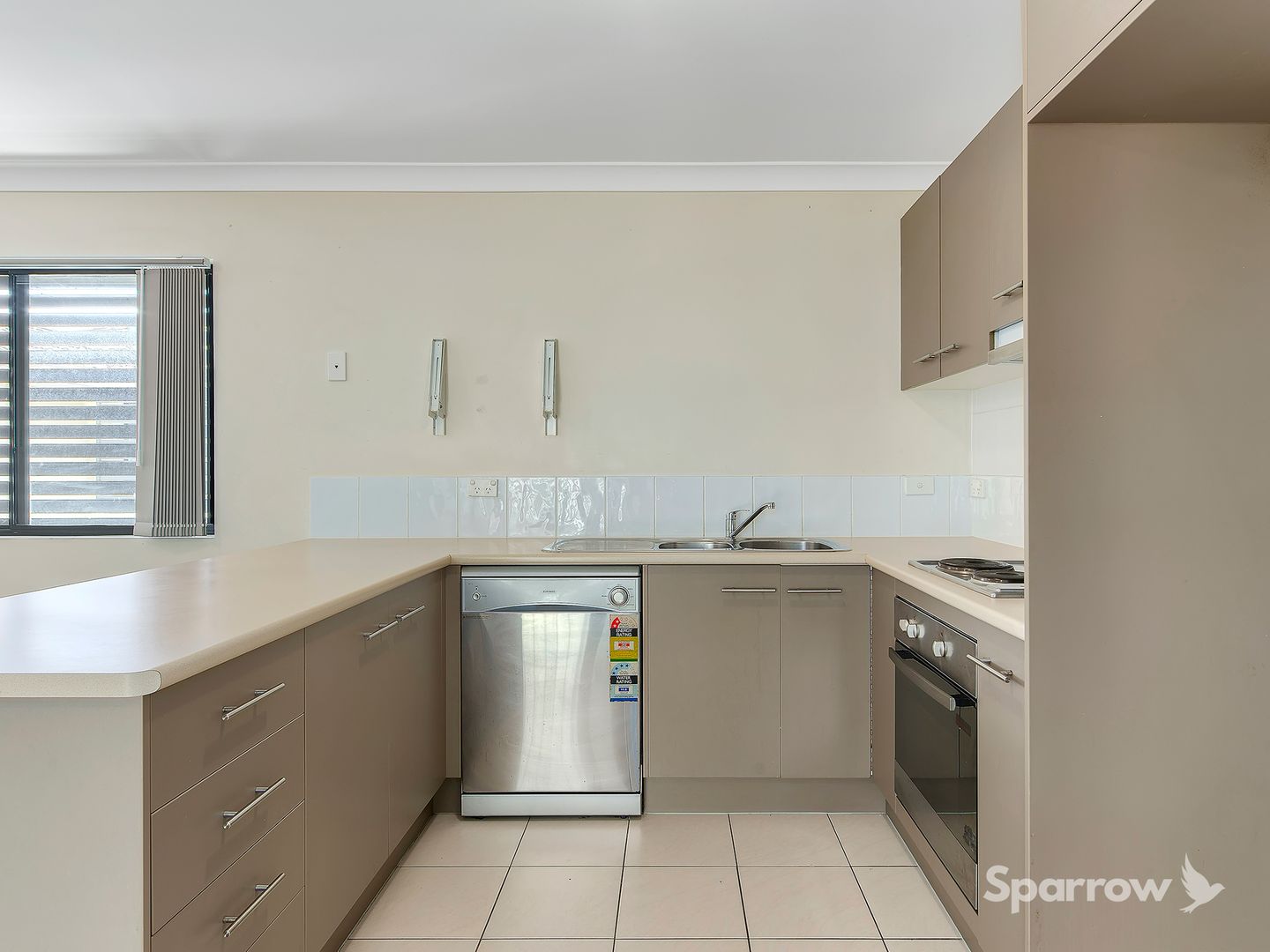 4/10-14 Syria Street, Beenleigh QLD 4207, Image 1