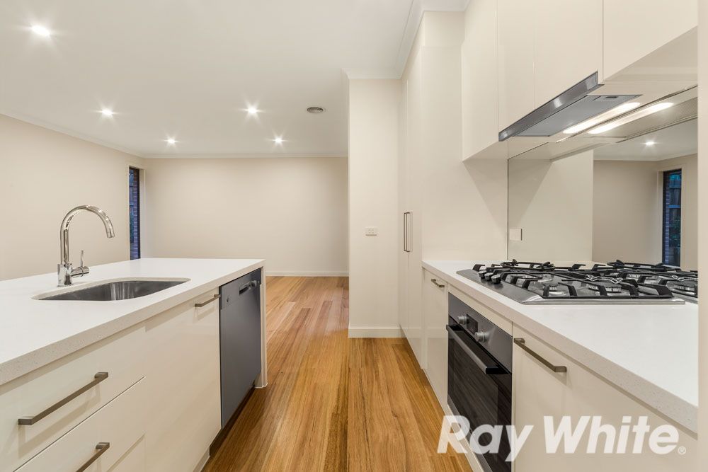 1/7 Station Street, Burwood VIC 3125, Image 2