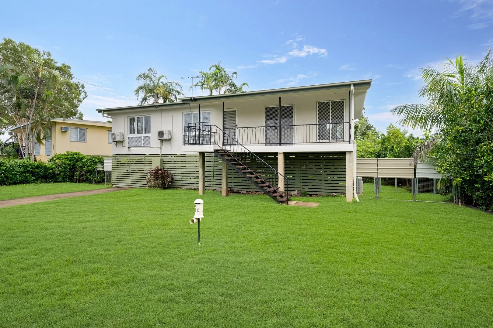 16 Karangi Street, Rasmussen QLD 4815