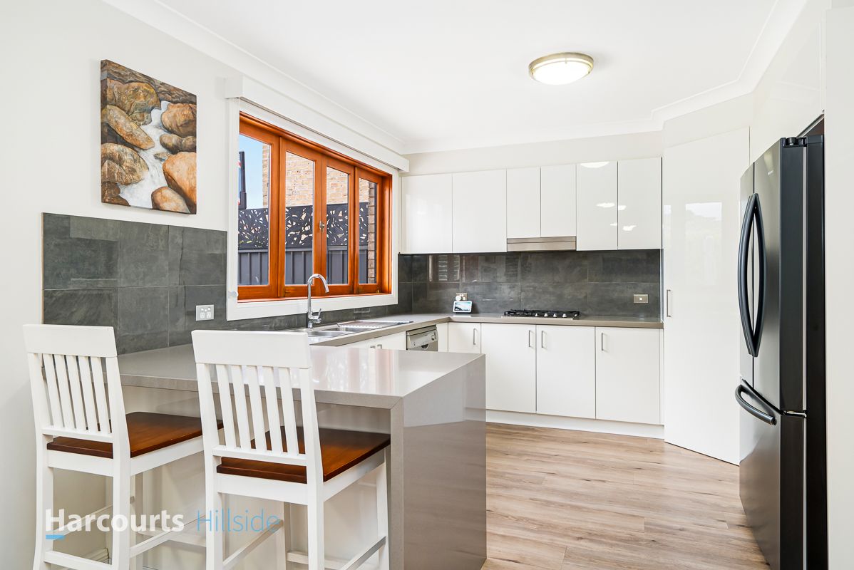 8 Weeroona Place, Rouse Hill NSW 2155, Image 1