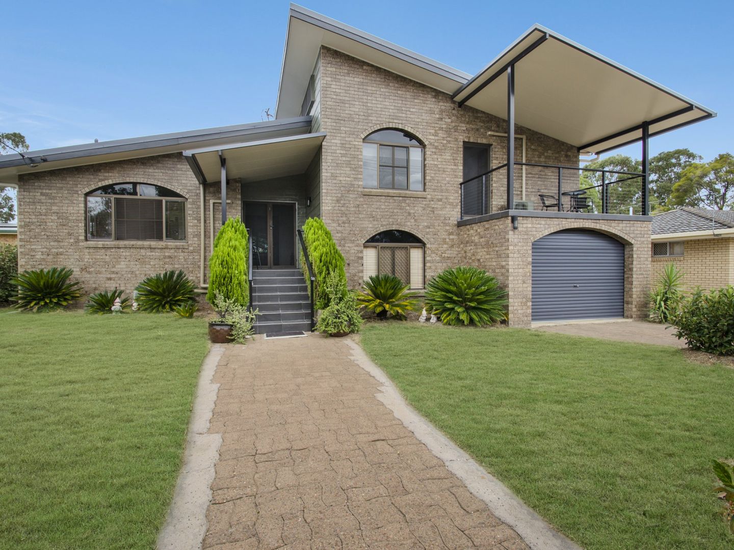 10 Ellwood Avenue Warwick Qld 4370 House For Rent 450 Domain