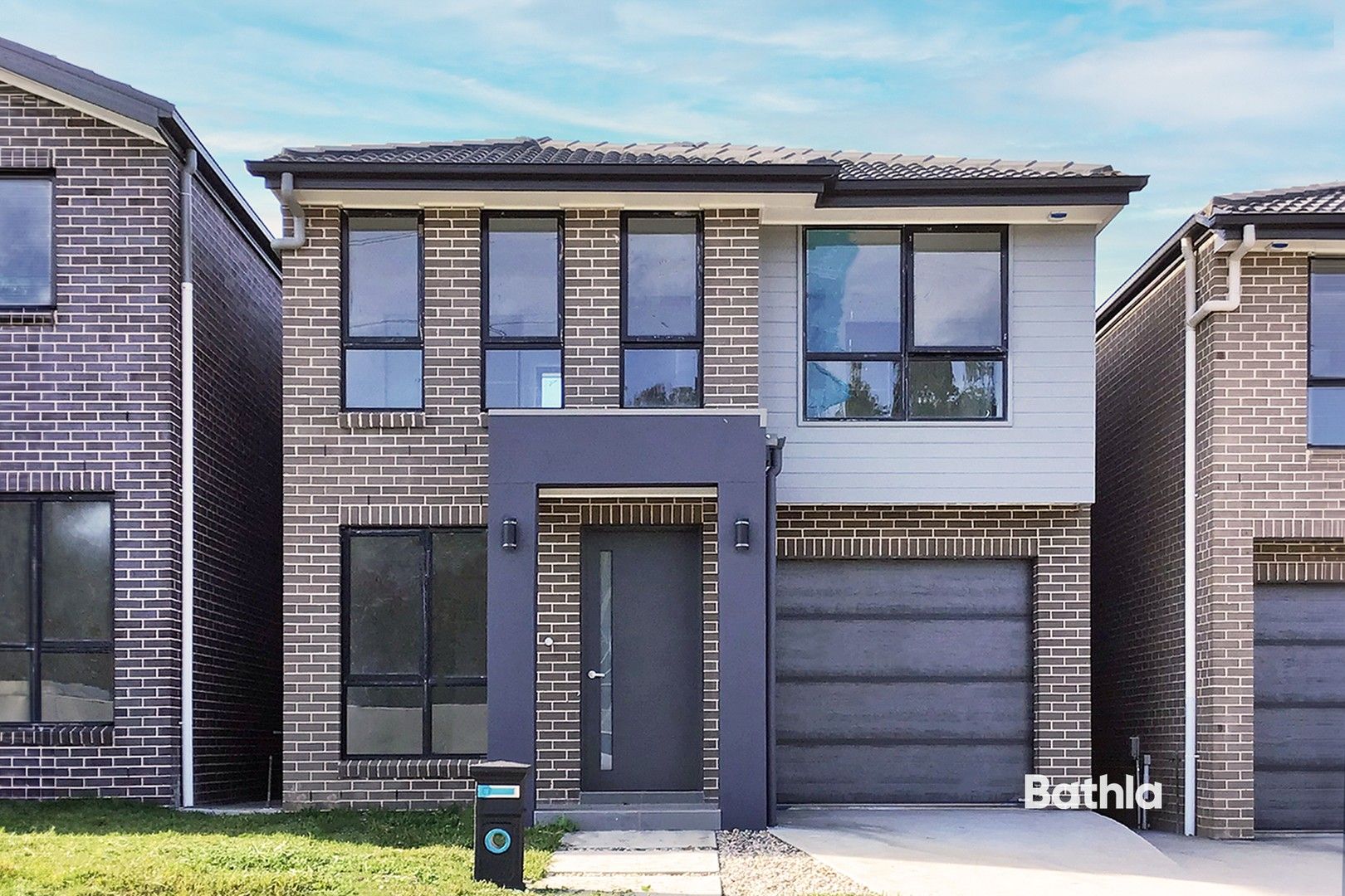 3 bedrooms Townhouse in Unit 13/19 Kensington Park Road RIVERSTONE NSW, 2765