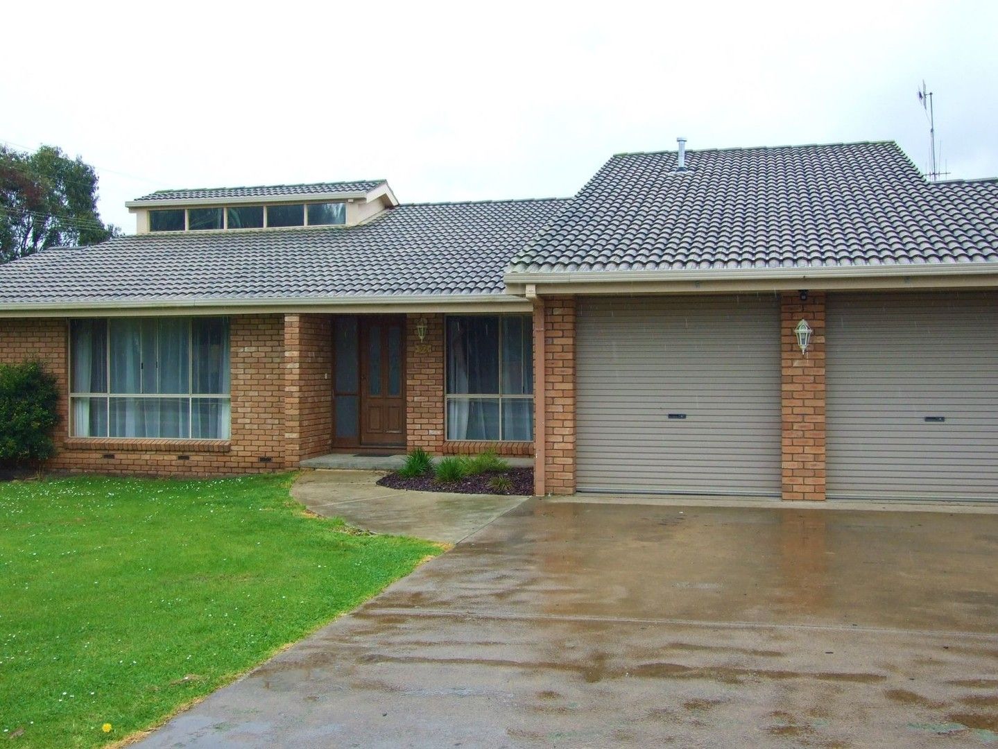 92 Ziegler Parade, Allansford VIC 3277, Image 1