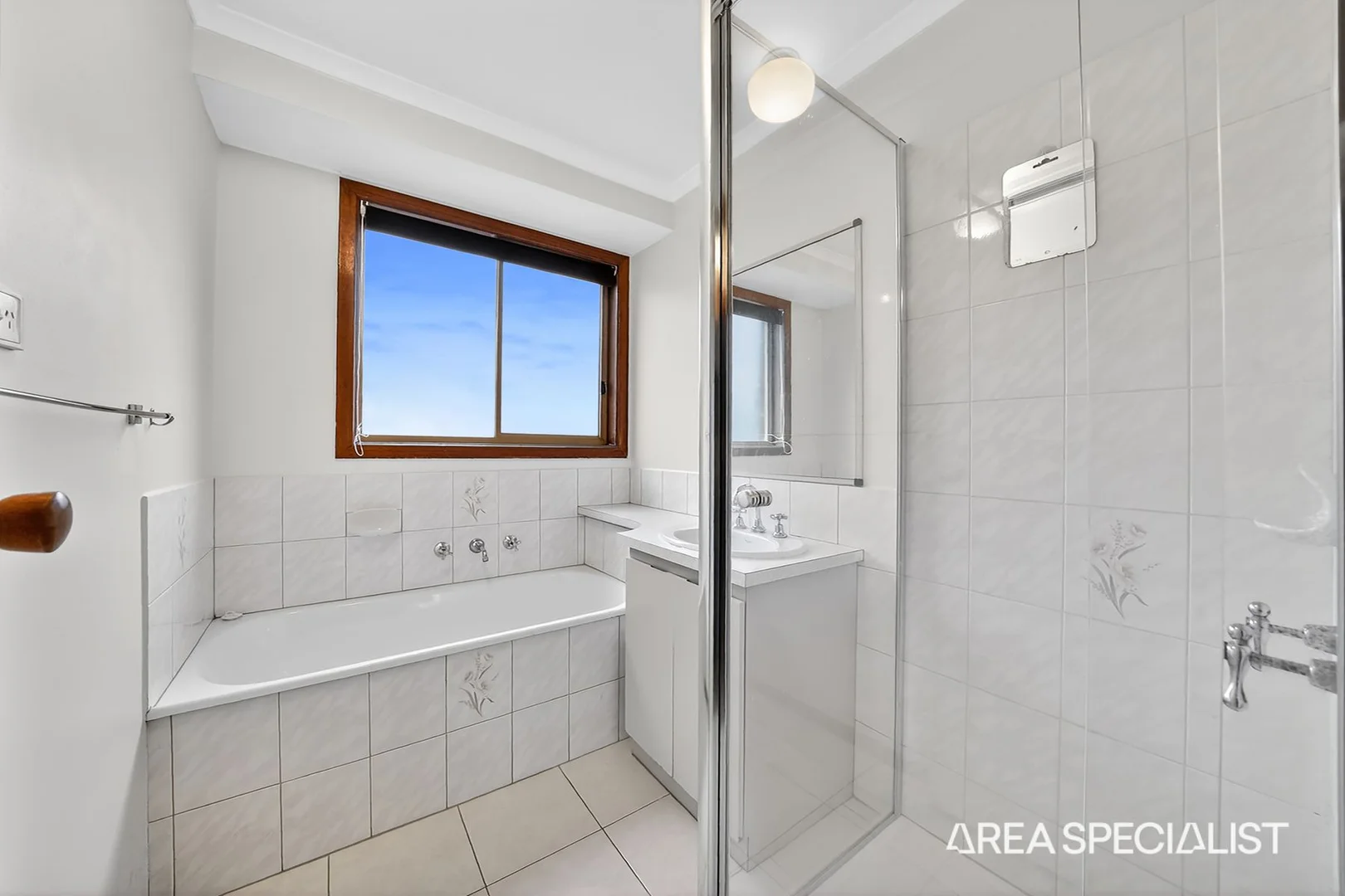 Additional image 16 of 19 Greenhills Drive, Kurunjang VIC 3337