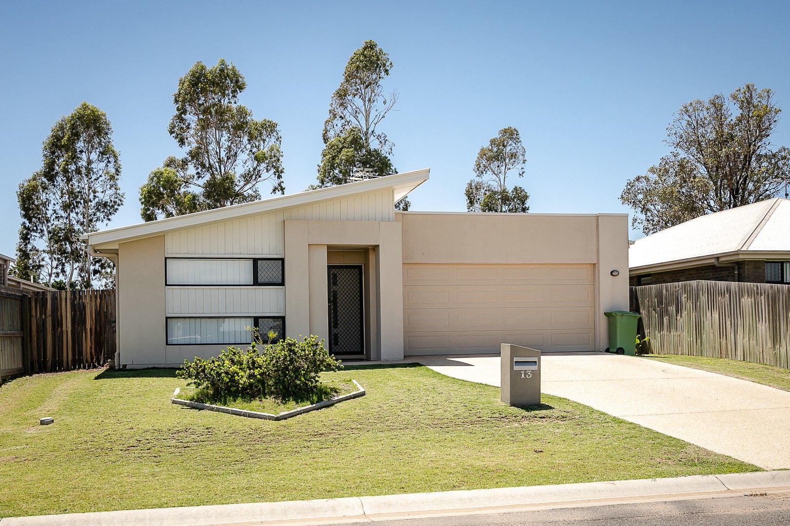 13 Highview Close, Roma QLD 4455, Image 0