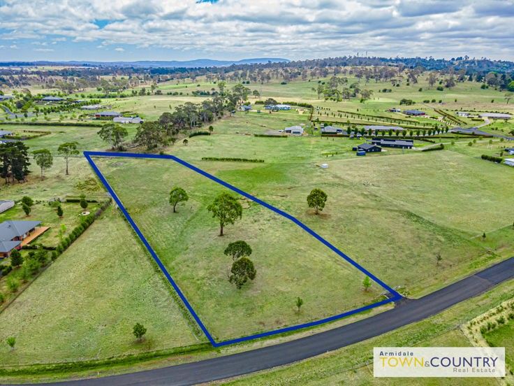 22 Post Way, Armidale NSW 2350, Image 0