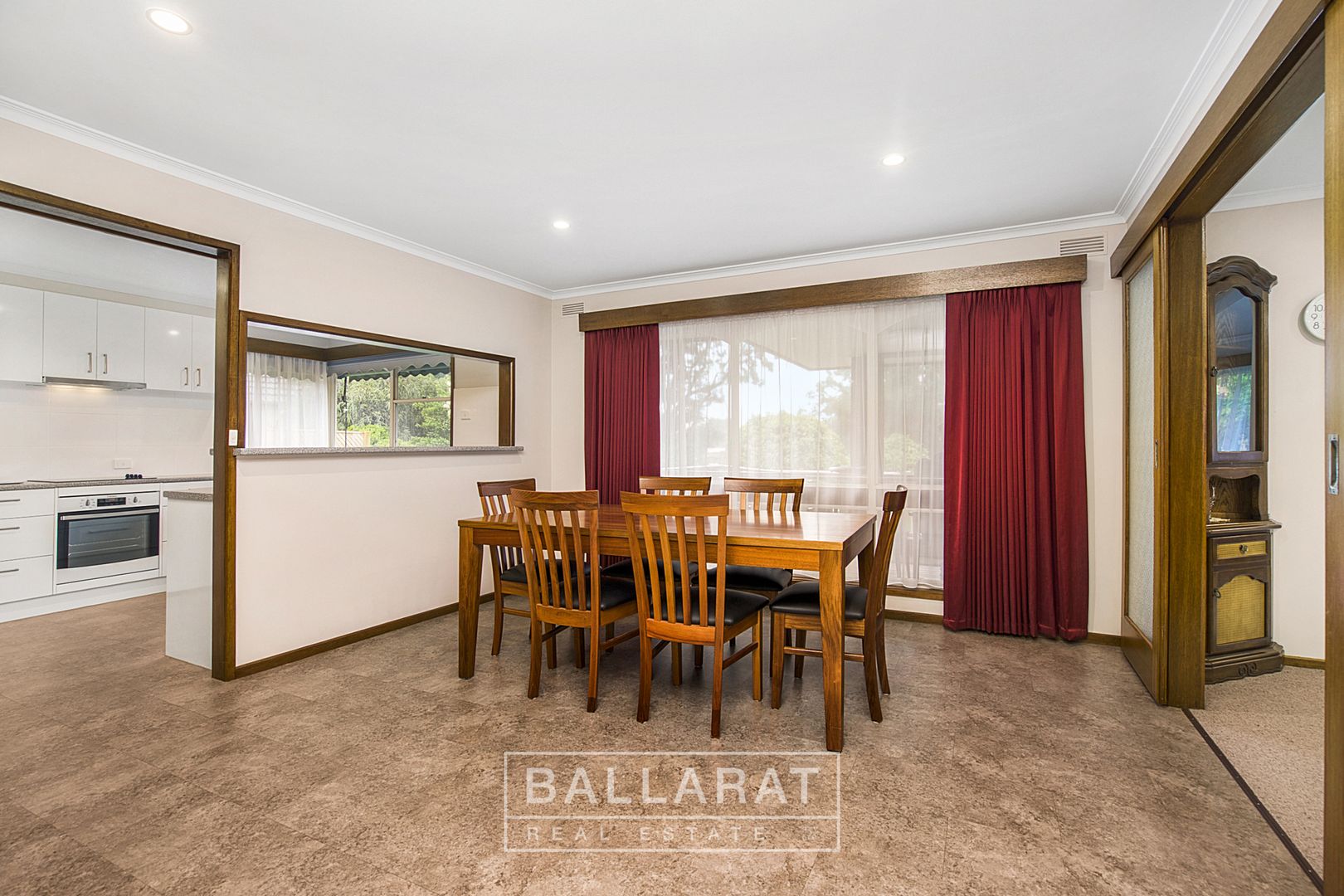 71 Neill Street, Beaufort VIC 3373, Image 2