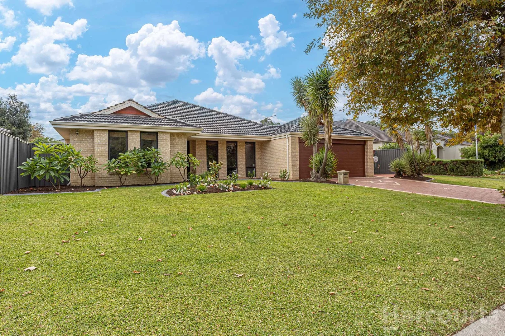 Primary image of 21 Octagon Gardens, Aveley WA 6069