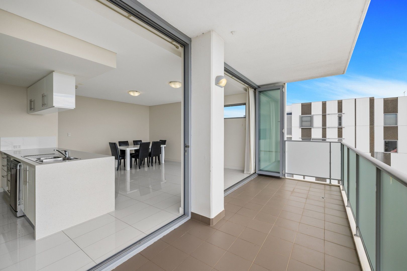 2 bedrooms Apartment / Unit / Flat in 15/2 Douro Place WEST PERTH WA, 6005