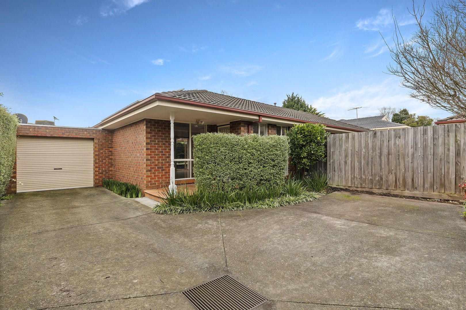 3 bedrooms Apartment / Unit / Flat in 3/127 Power Road BORONIA VIC, 3155