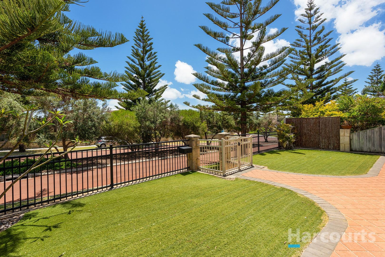 26 Grand Bank Parkway, Mindarie WA 6030, Image 1