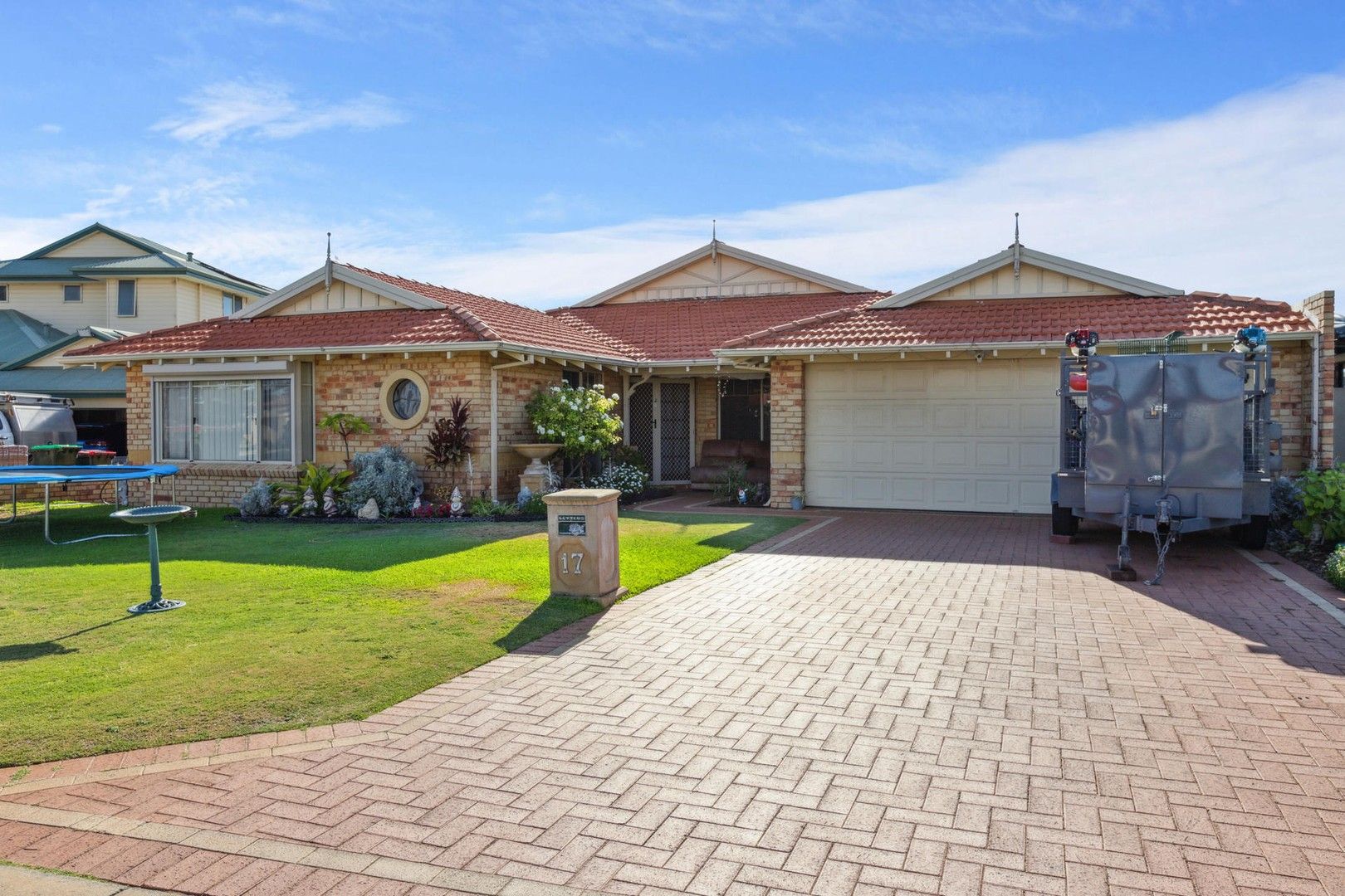 17 Canouan Loop, Secret Harbour WA 6173, Image 0