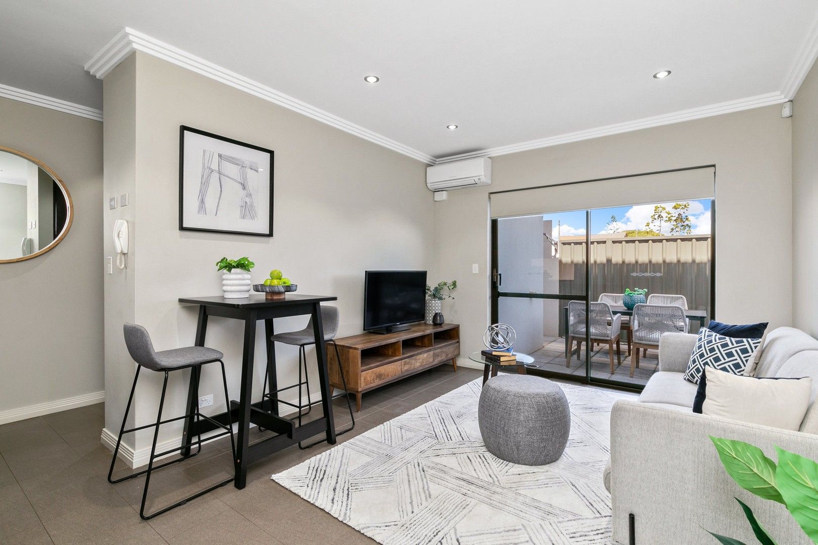 2 bedrooms Apartment / Unit / Flat in 3/213 Edward Street OSBORNE PARK WA, 6017