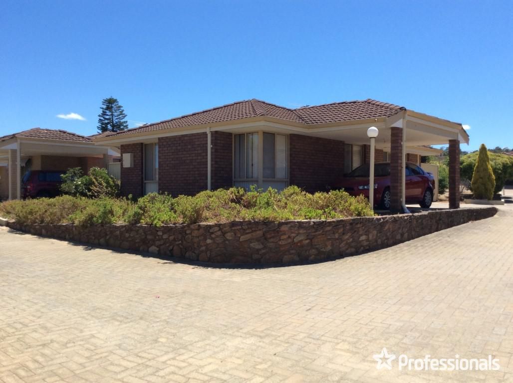 3 bedrooms Apartment / Unit / Flat in 4/22 Brackley Road ARMADALE WA, 6112