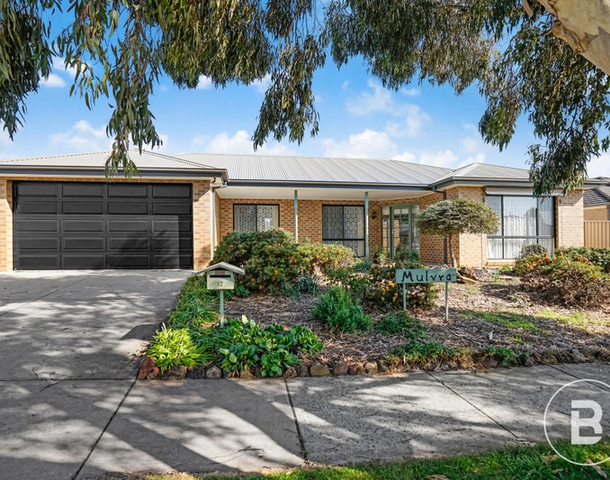 12 Tulloch Rise, Canadian VIC 3350