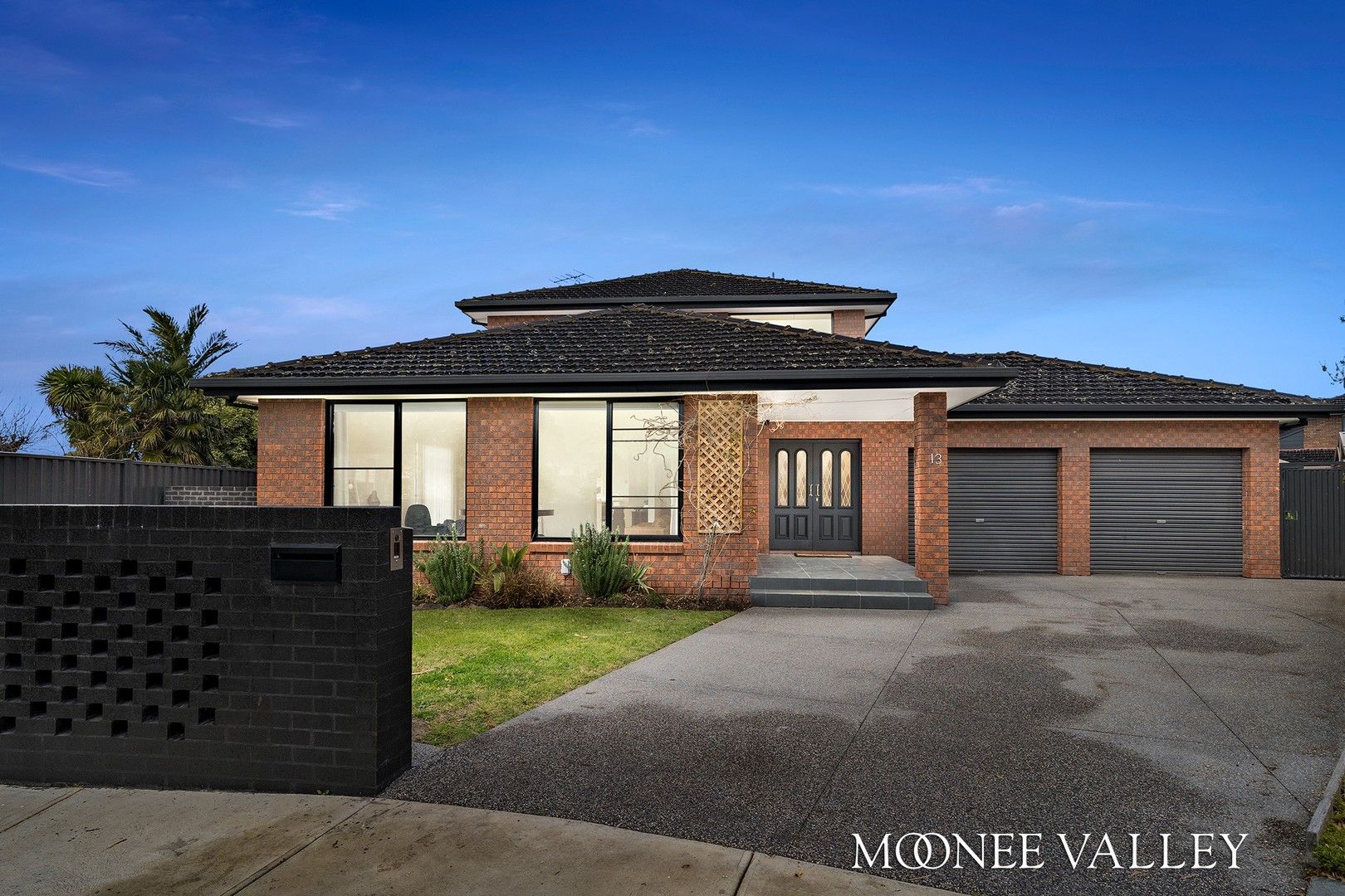 Sold 13 Madeline Court Avondale Heights VIC 3034 on 06 Oct 2022