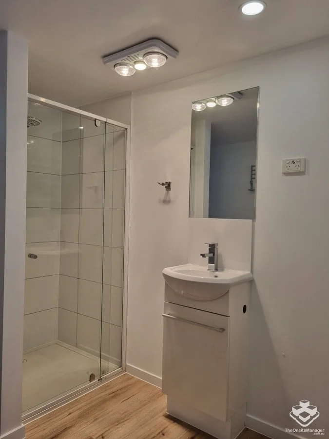 Additional image 4 of 34 William Parade, Fairfield QLD 4103