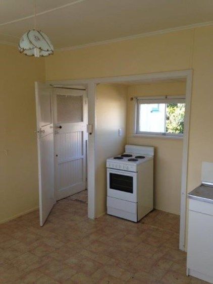 Unit 2/21 Cunningham Street, Torquay QLD 4655, Image 2