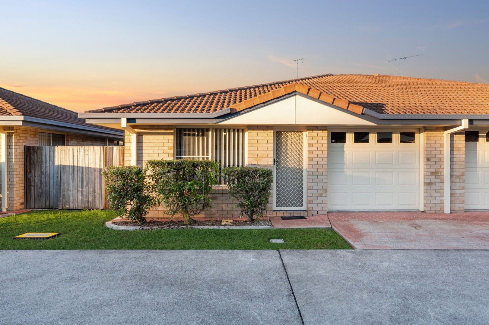 3 bedrooms Townhouse in 111/14 Everest Street WARNER QLD, 4500