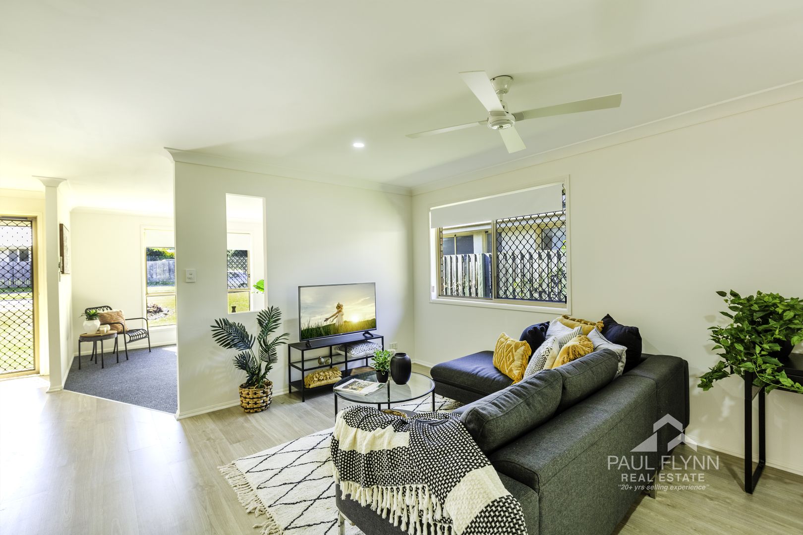 10 GOLDEN PENDA DRIVE, Jimboomba QLD 4280, Image 2