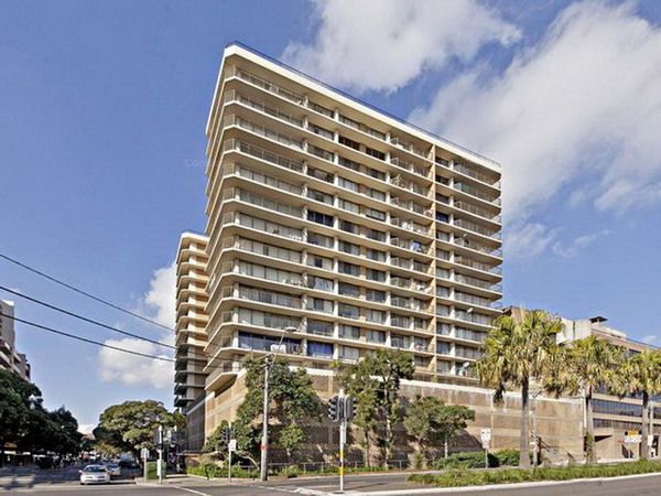 2 bedrooms Apartment / Unit / Flat in 9A/30 Churchill Ave STRATHFIELD NSW, 2135