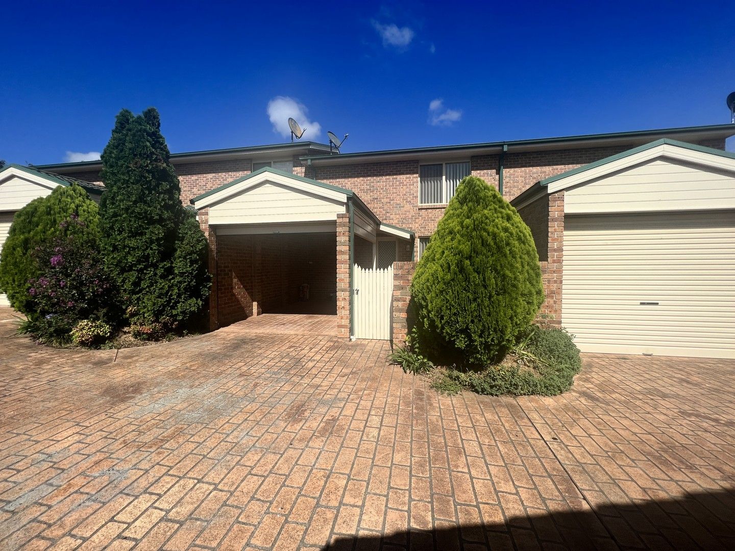 2/3 Campbell Place, Nowra NSW 2541 House For Rent 450 Domain