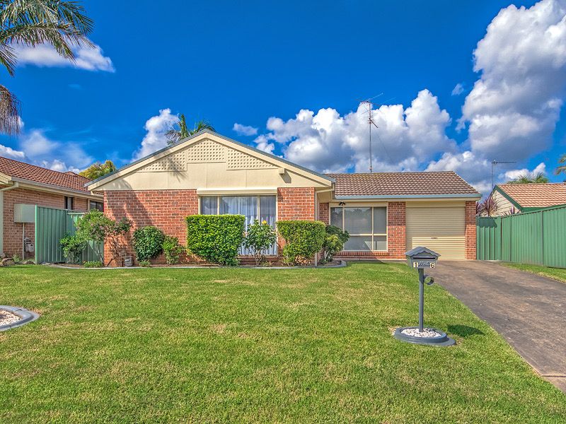 16 Whorlong Street, St Helens Park NSW 2560, Image 0