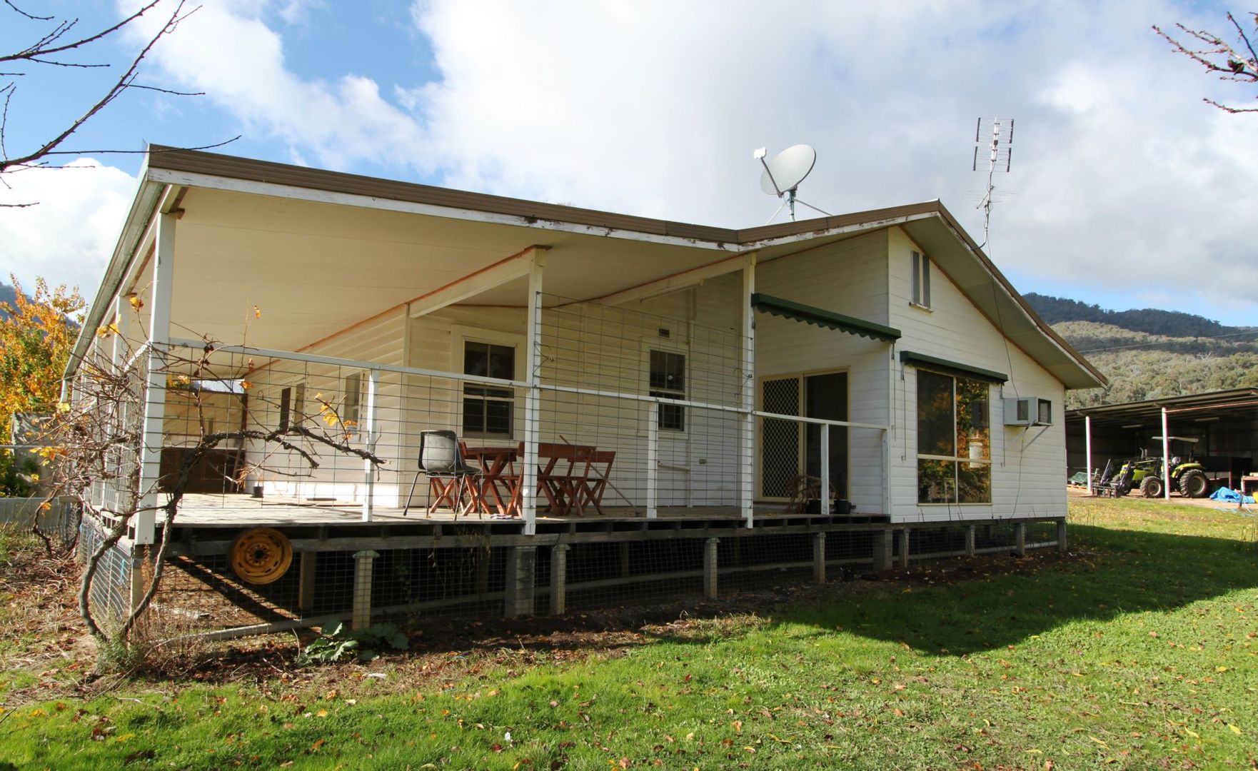 1001 Lake BuffaloWhitfield Road, Edi Upper Property History & Address Research Domain