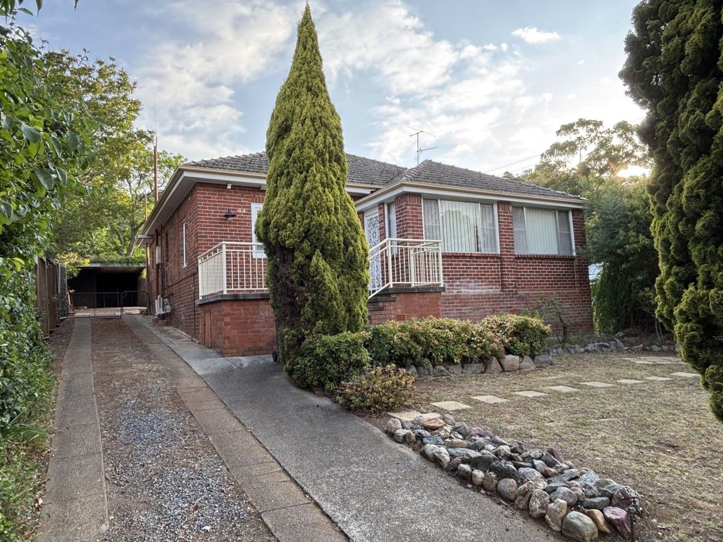 2 bedrooms House in 44 Raglan Street TAMWORTH NSW, 2340