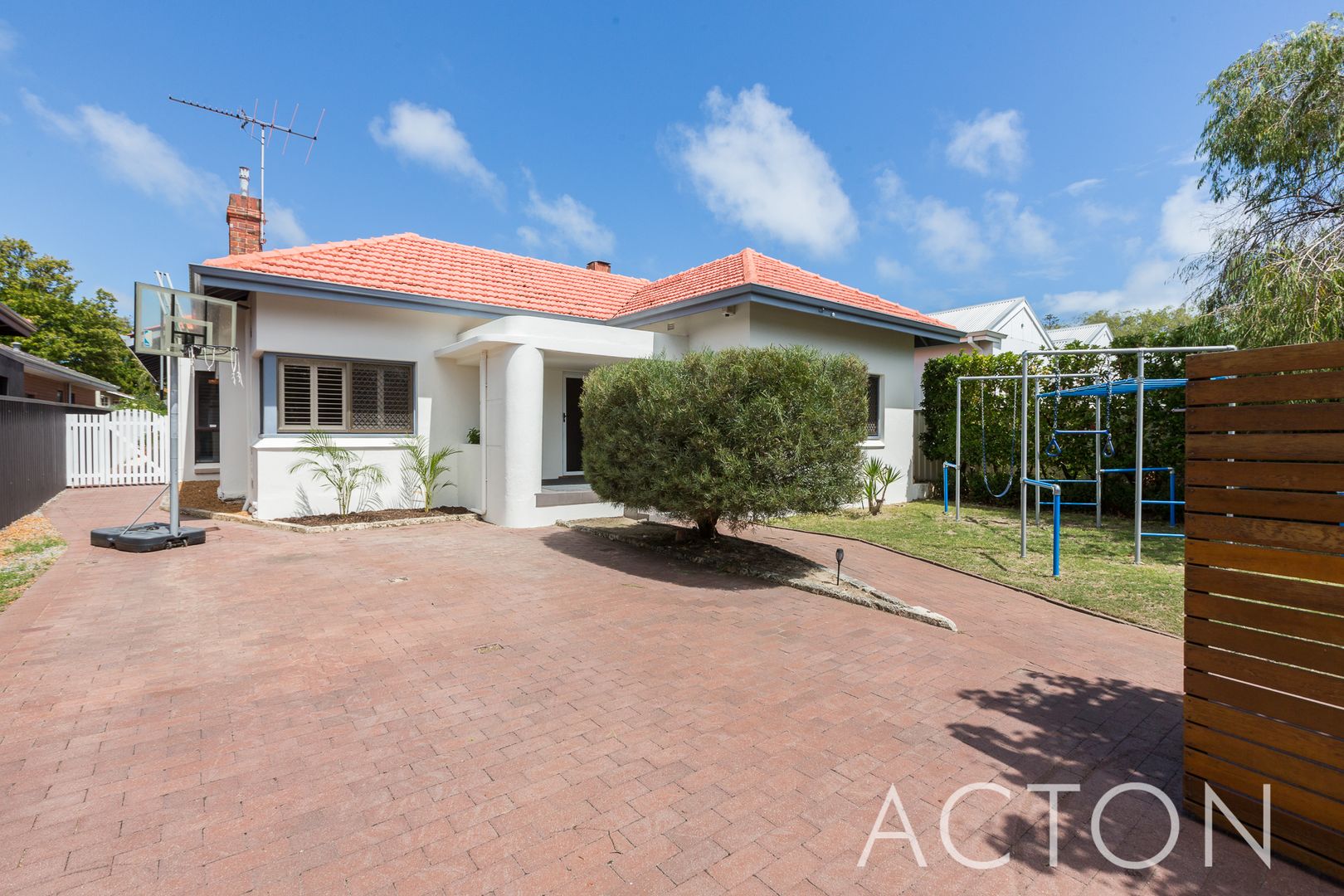 42 North Street, Cottesloe WA 6011, Image 1